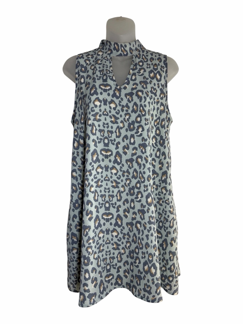 Karlie Sage Green Leopard Print Sleeveless Keyhole Tunic Top Size M
